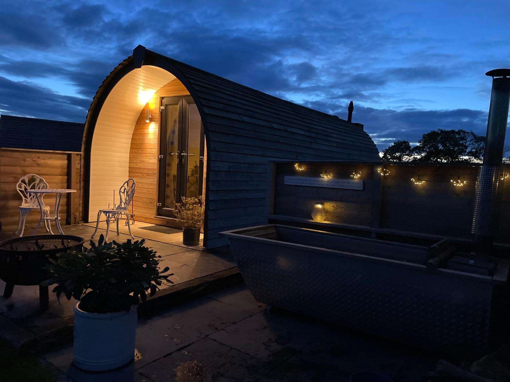 Abbey Farm Luxury Glamping 호텔 라들런 외부 사진